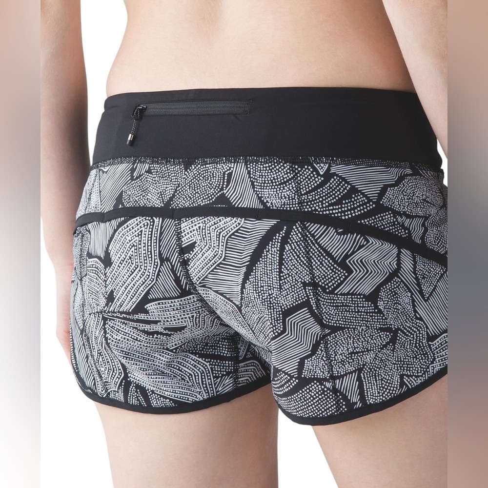 Lululemon Speed Short Size 6 Dottie Tribe